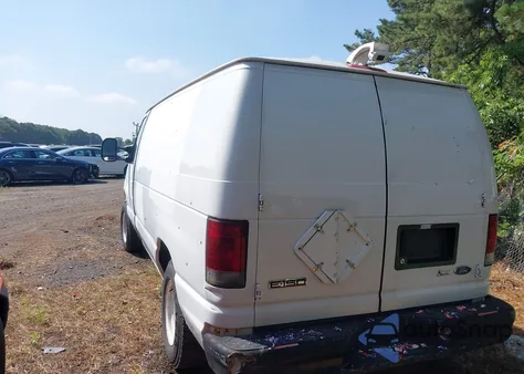 2010 Ford E-150 Commercial/Recreational z USA, uszkodzony, nr VIN 1FTNE1EWXADA91847